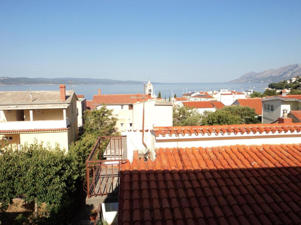 Rooms Tia Baška Voda Buitenkant foto