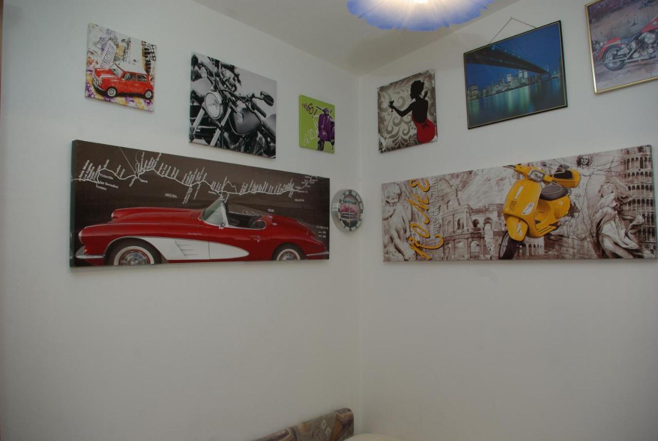 Rooms Tia Baška Voda Buitenkant foto