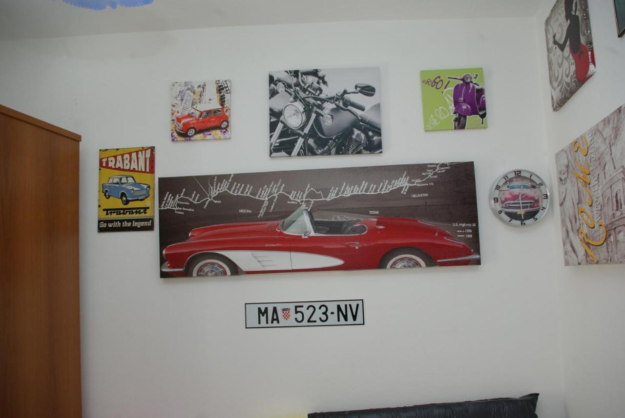 Rooms Tia Baška Voda Buitenkant foto