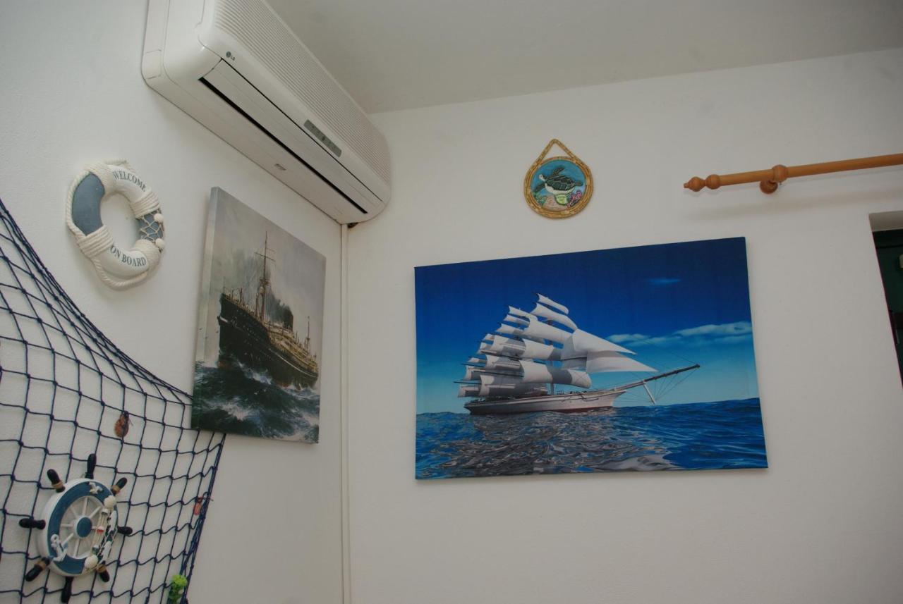 Rooms Tia Baška Voda Buitenkant foto