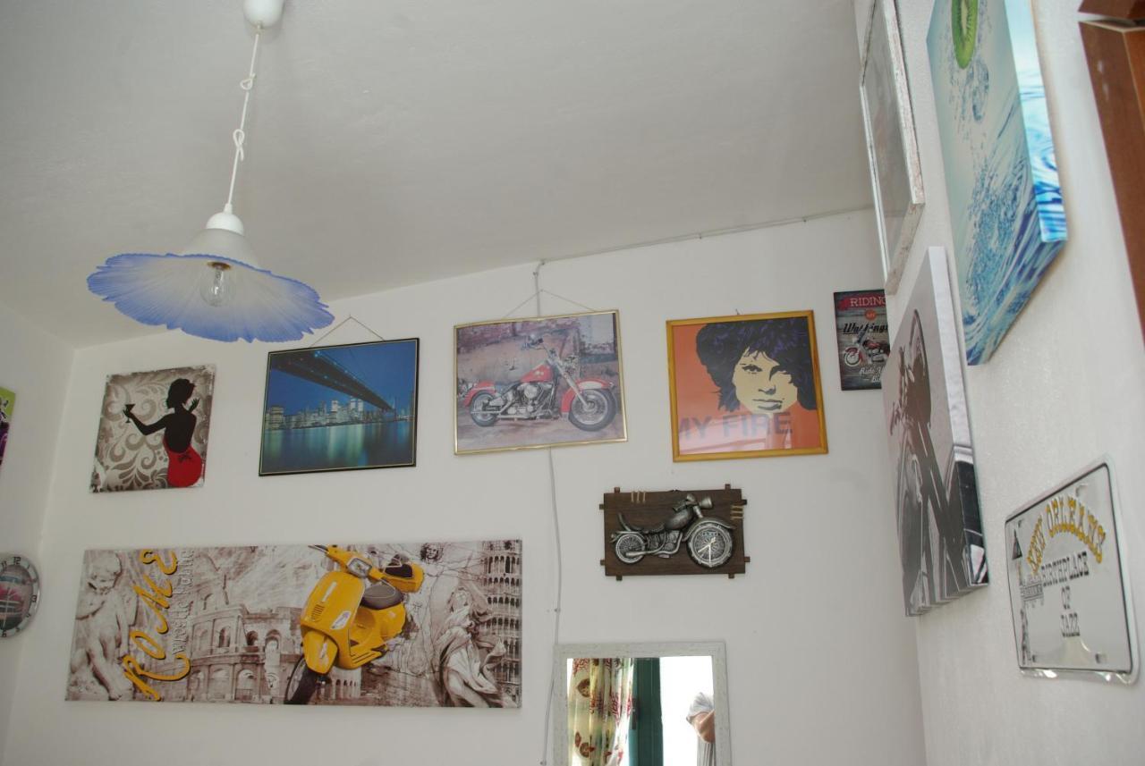 Rooms Tia Baška Voda Buitenkant foto
